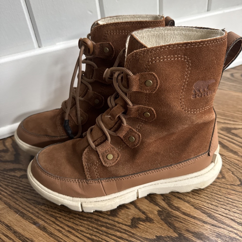 Sorel Kids Whitney II Joan Lace Brown Winter Boot Youth Size 4 Excellent